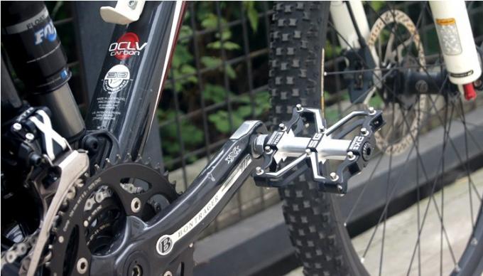 CNC İşlenmiş 3 rulman Alüminyum Alaşım Bisiklet Pedalı Premium Anodizasyon Renkleri 8